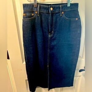 GAP Icon denim skirt size 8